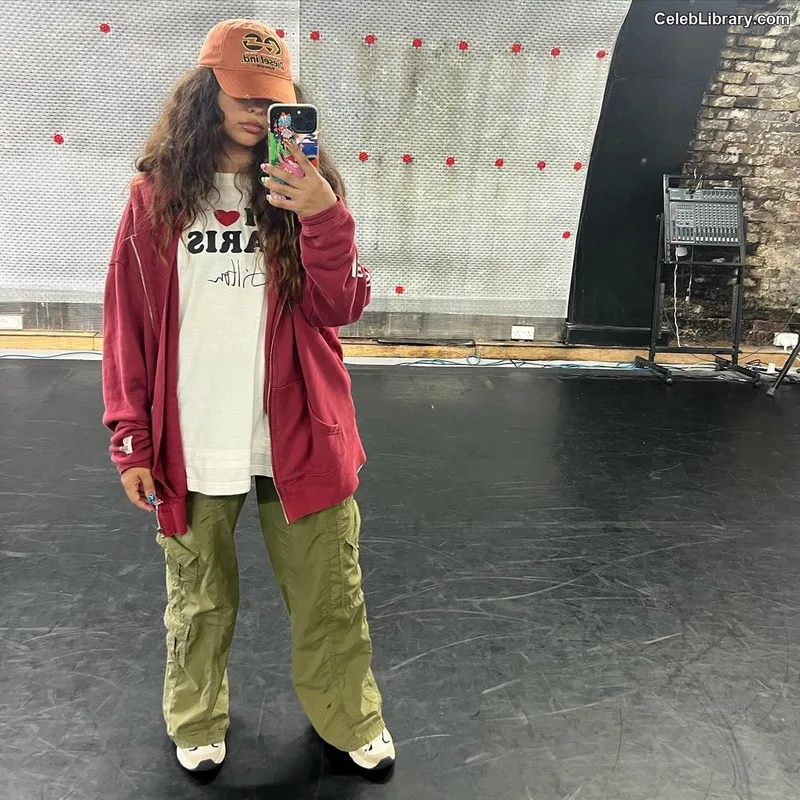 Jade Thirlwall photo 12 of 476