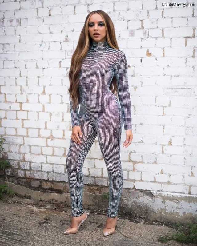 Jade Thirlwall photo 21 of 476