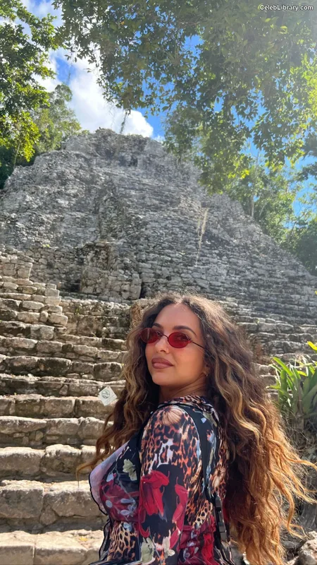 Jade Thirlwall photo 10 of 476