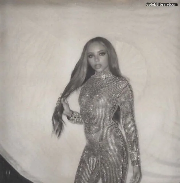 Jade Thirlwall photo 13 of 476