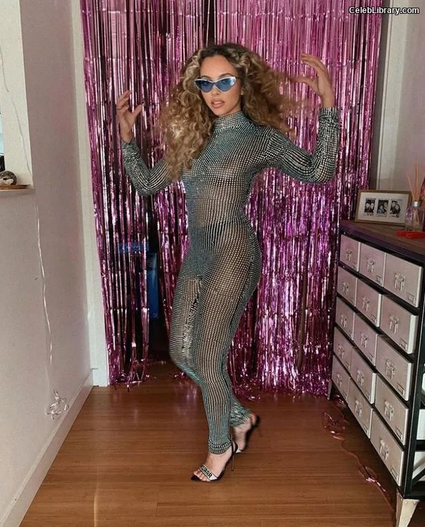 Jade Thirlwall photo 24 of 476