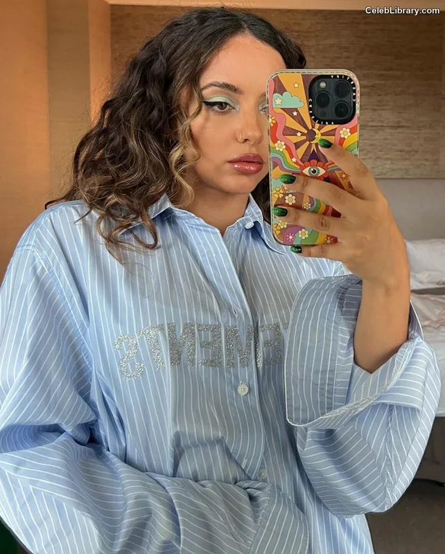 Jade Thirlwall photo 8 of 476