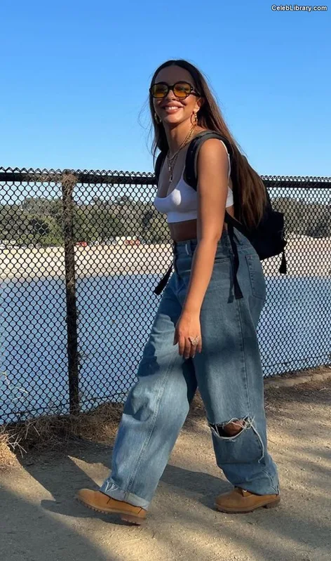 Jade Thirlwall photo 5 of 476