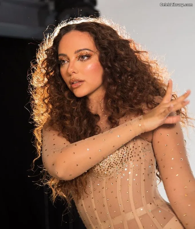 Jade Thirlwall photo 17 of 476