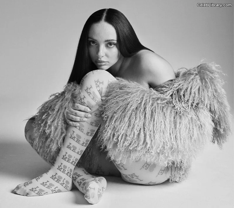 Jade Thirlwall photo 13 of 476