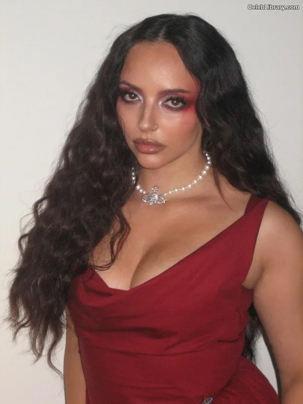 Jade Thirlwall photo 24 of 476