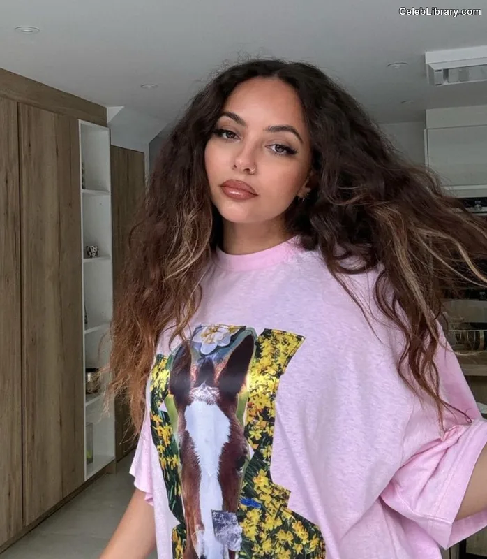 Jade Thirlwall photo 6 of 476