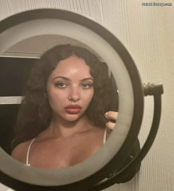 Jade Thirlwall photo 12 of 476