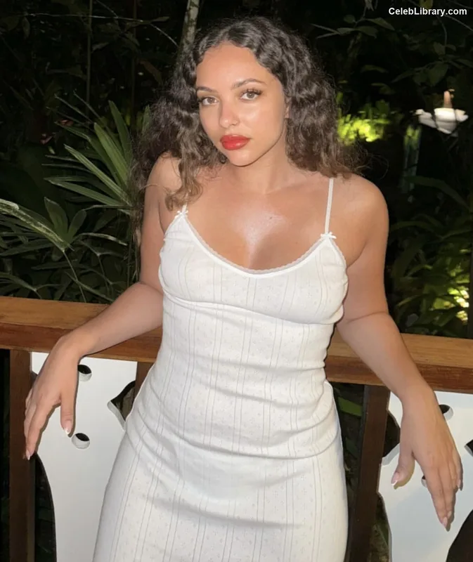 Jade Thirlwall photo 15 of 476