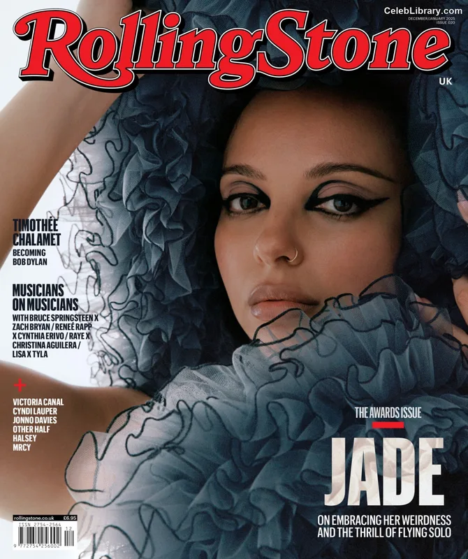 Jade Thirlwall photo 2 of 476