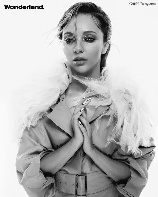 Jade Thirlwall photo 4 of 476