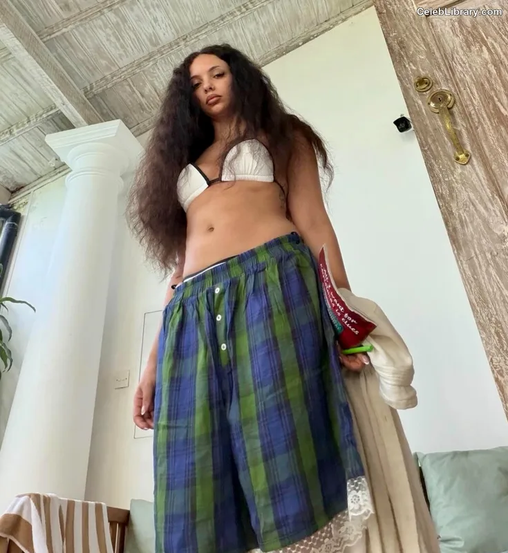 Jade Thirlwall photo 14 of 476