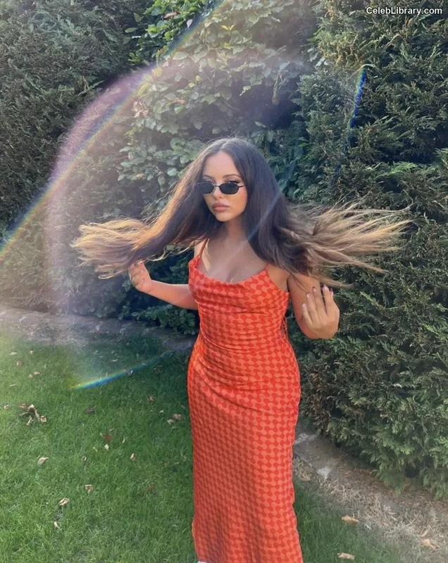 Jade Thirlwall photo 5 of 476