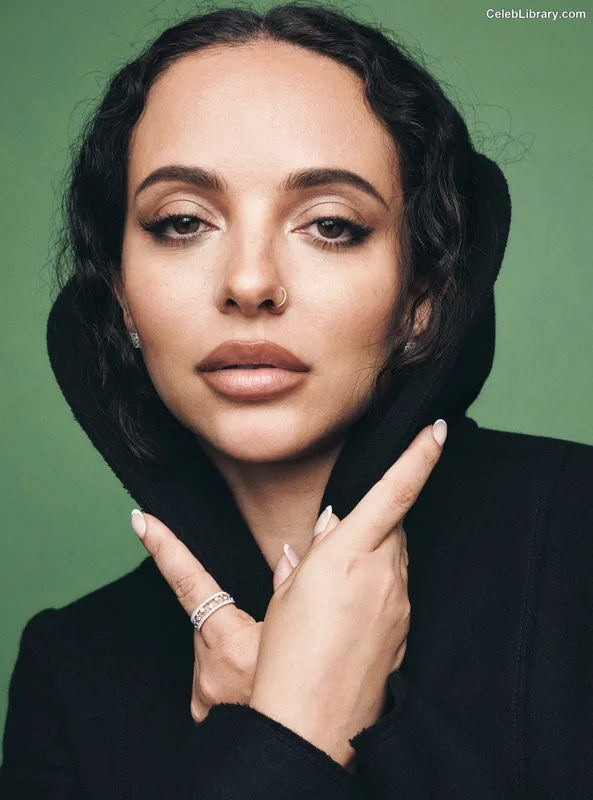 Jade Thirlwall photo 11 of 476
