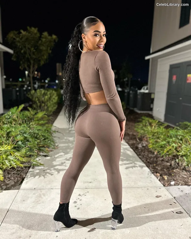 Jaida Parker photo 2 of 619
