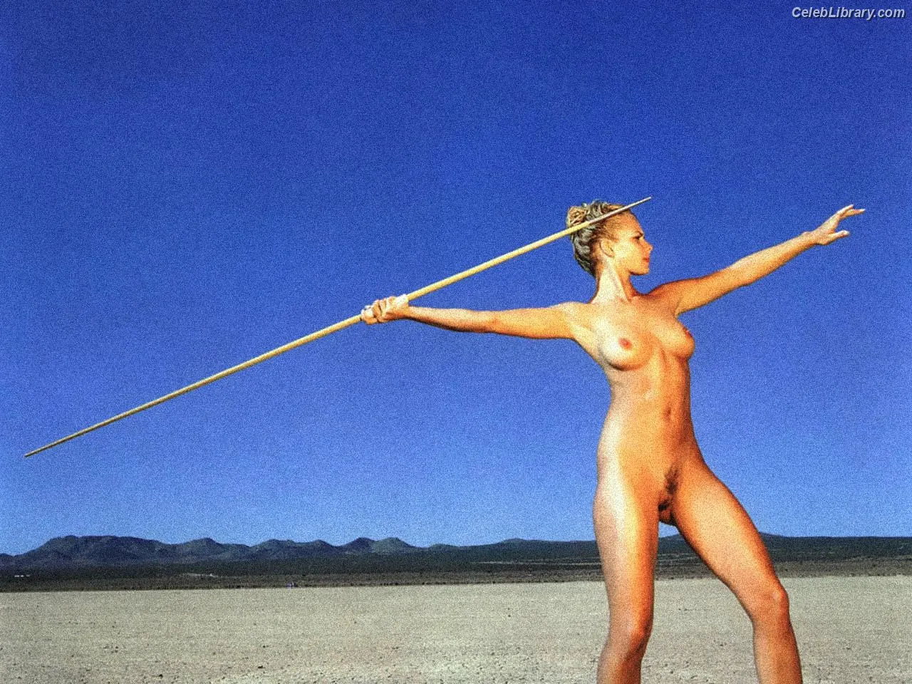 Jaime Pressly photo 11 of 299