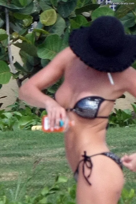 Jaime Pressly photo 15 of 298