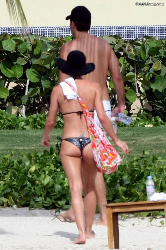 Jaime Pressly photo 18 of 298