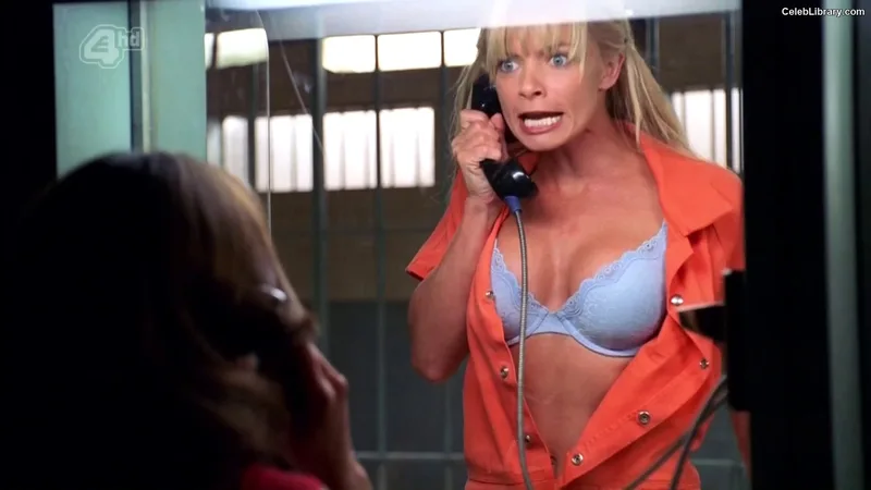 Jaime Pressly photo 8 of 298