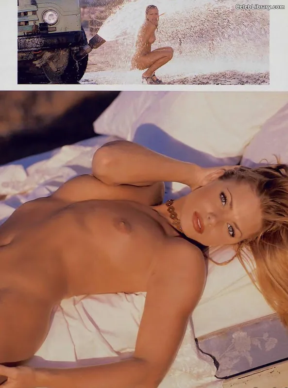 Jaime Pressly photo 9 of 298