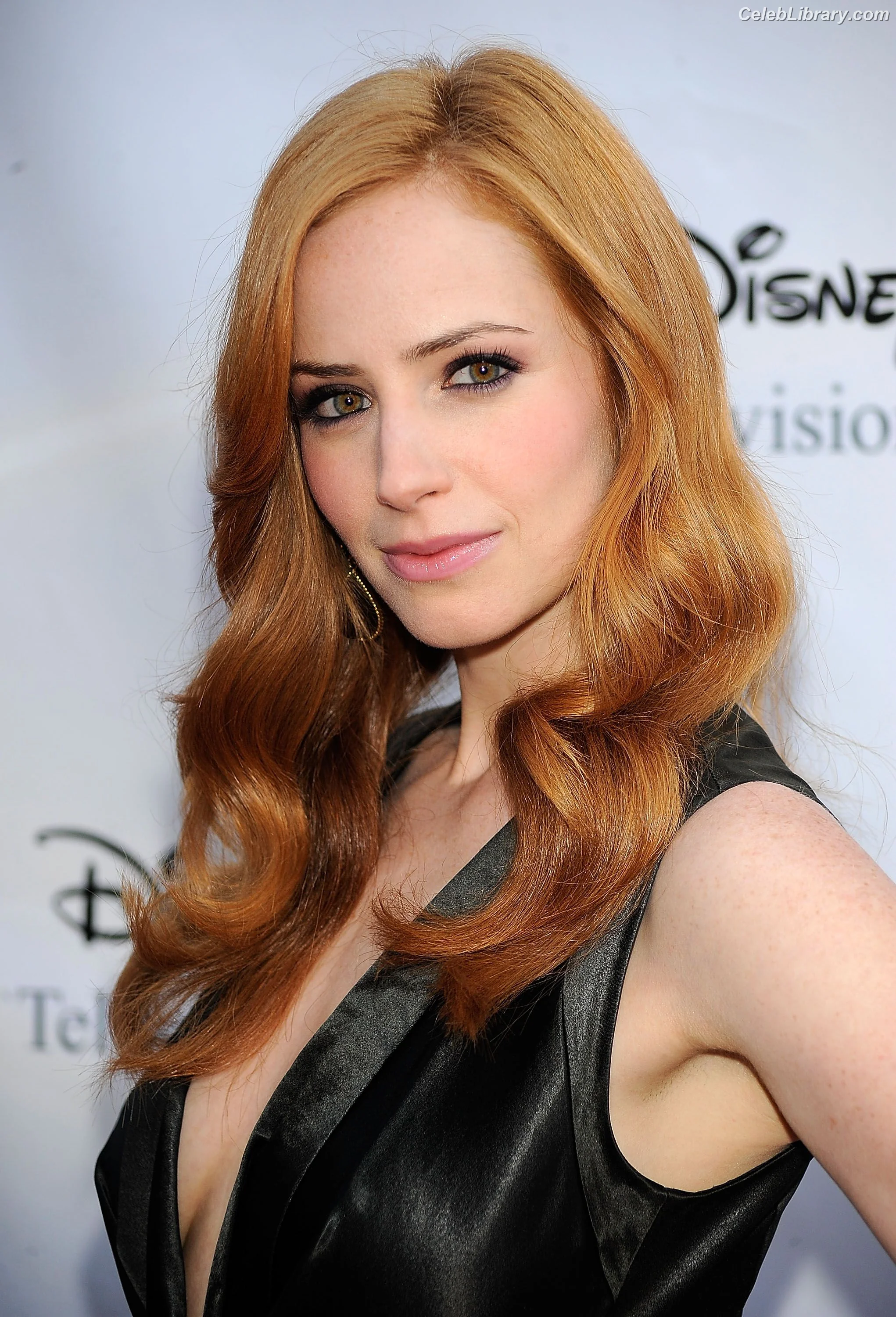Jaime Ray Newman photo 16 of 18