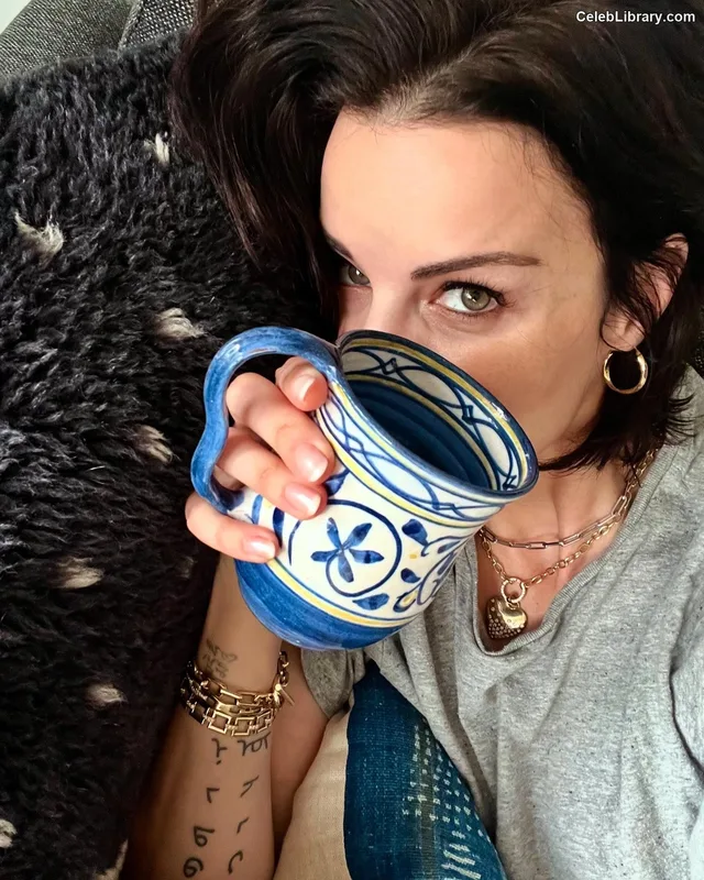 Jaimie Alexander photo 8 of 292