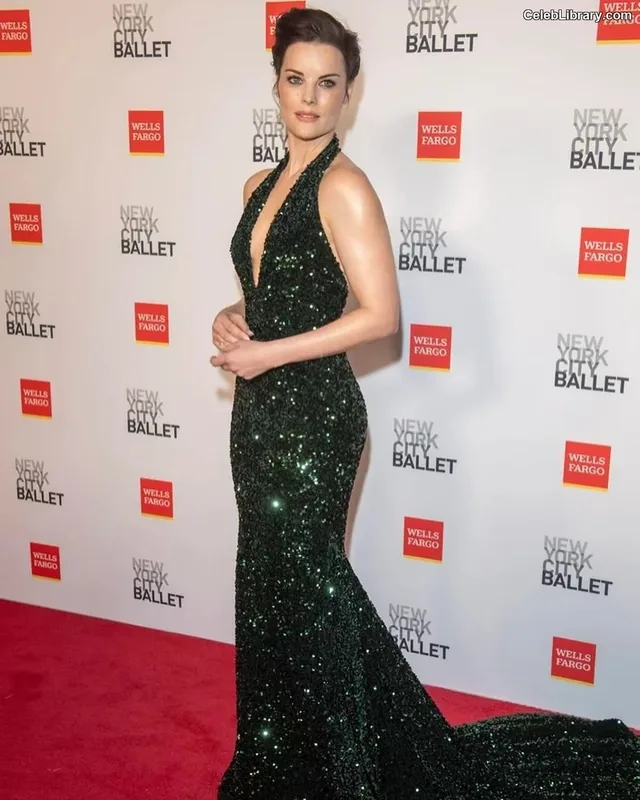 Jaimie Alexander photo 10 of 292