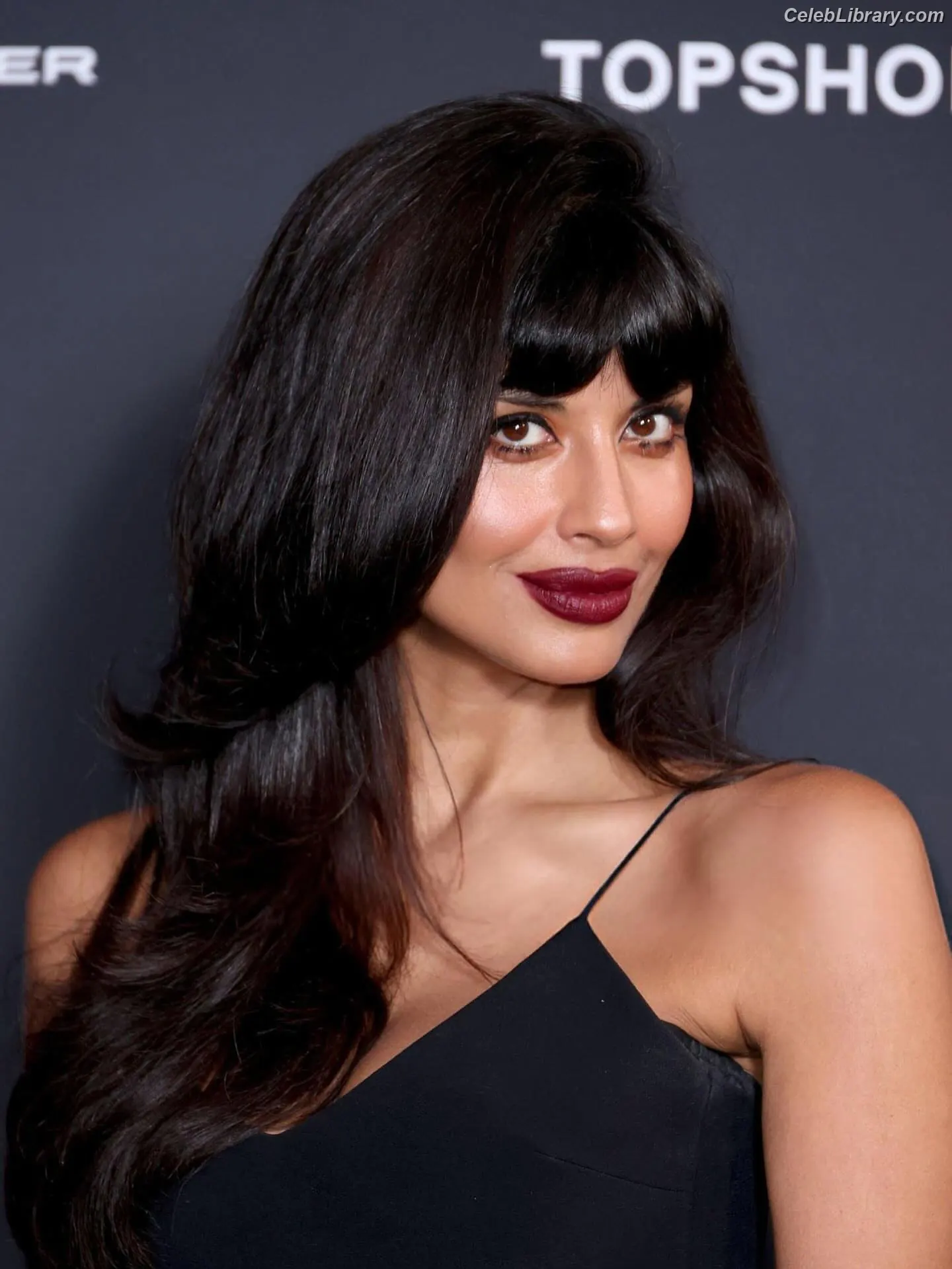Jameela Jamil photo 23 of 282