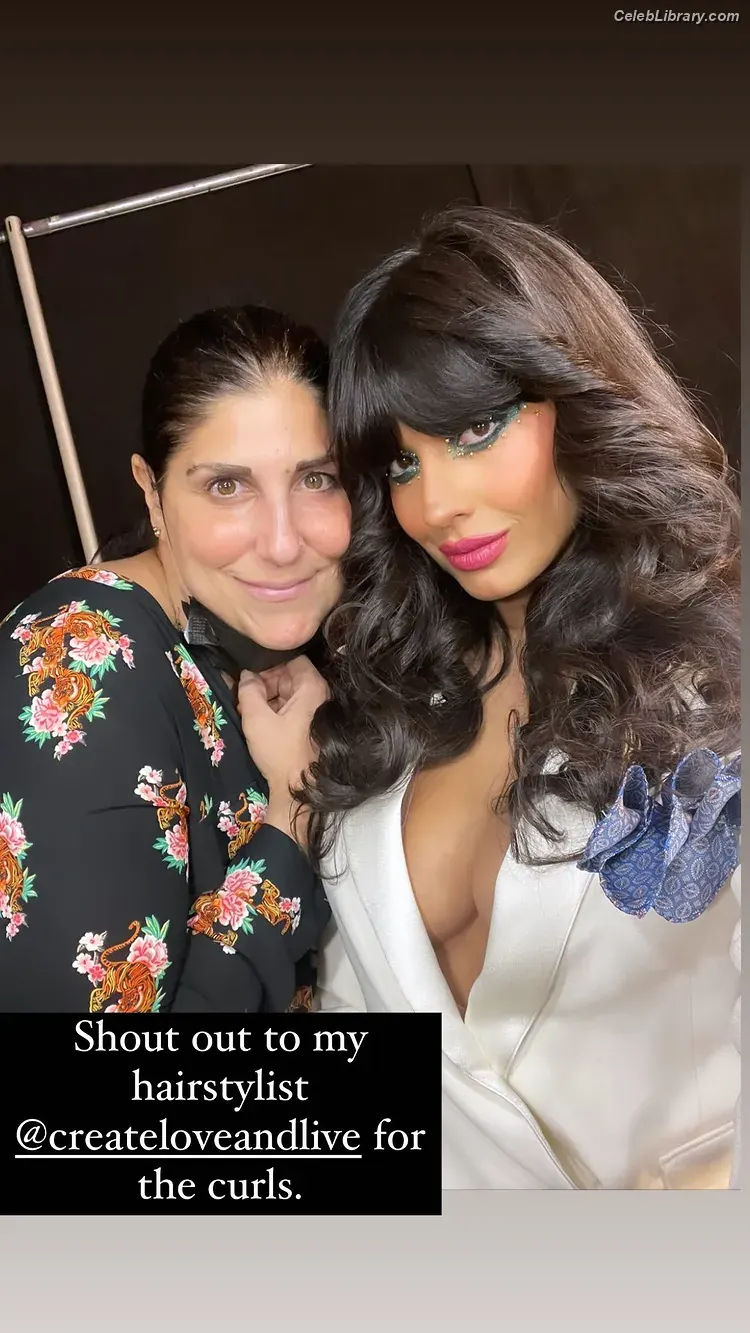 Jameela Jamil photo 13 of 282
