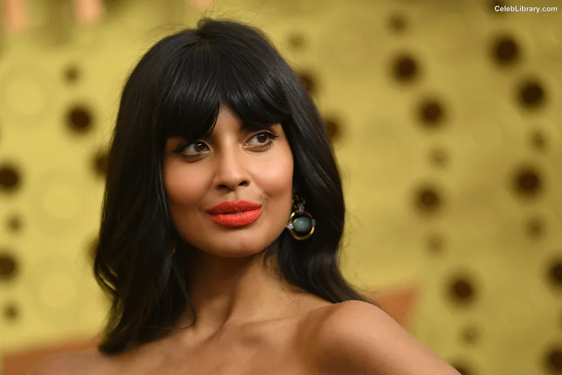 Jameela Jamil photo 2 of 283