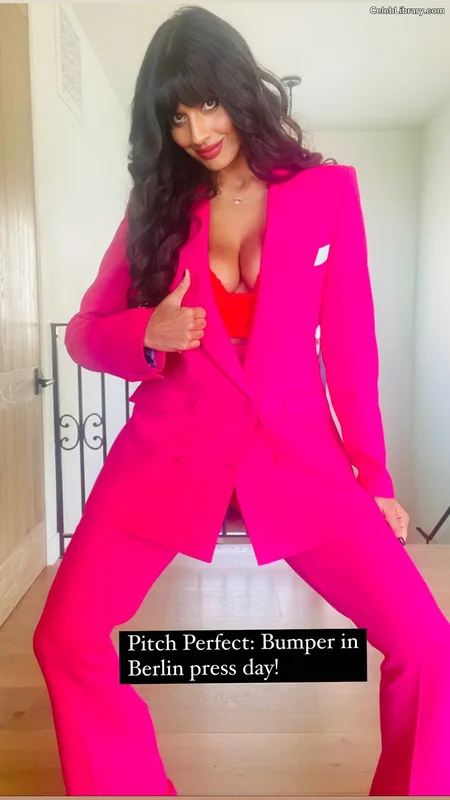 Jameela Jamil photo 21 of 283