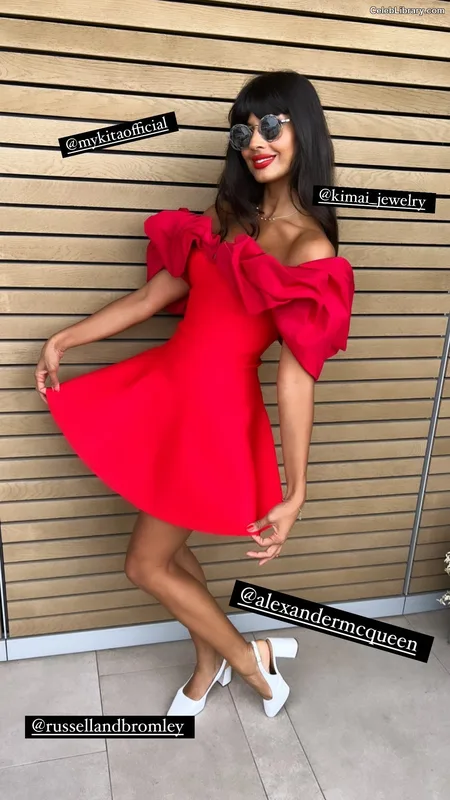 Jameela Jamil photo 3 of 283