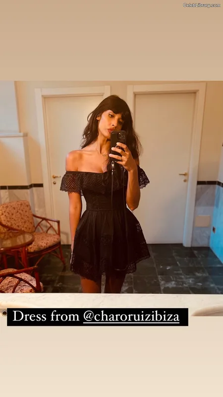 Jameela Jamil photo 19 of 283