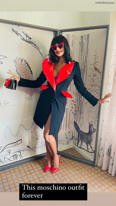 Jameela Jamil photo 5 of 283