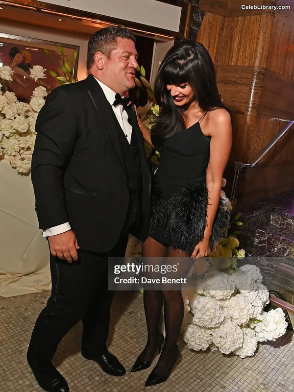 Jameela Jamil photo 16 of 283