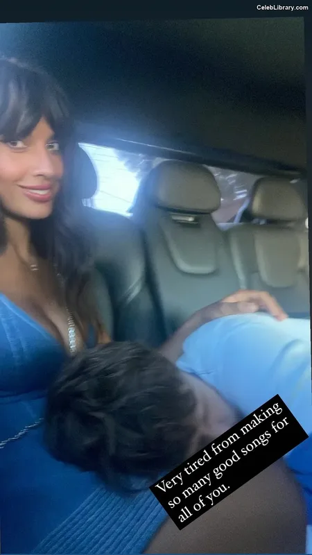 Jameela Jamil photo 15 of 283