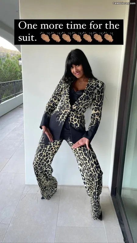 Jameela Jamil photo 18 of 283