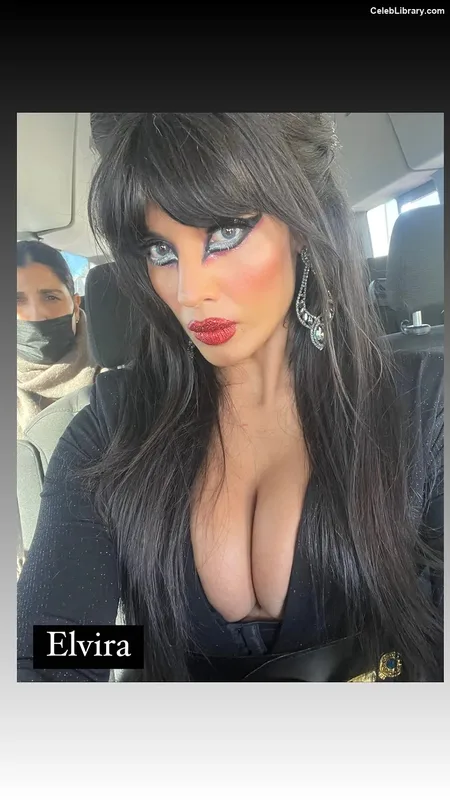 Jameela Jamil photo 10 of 283