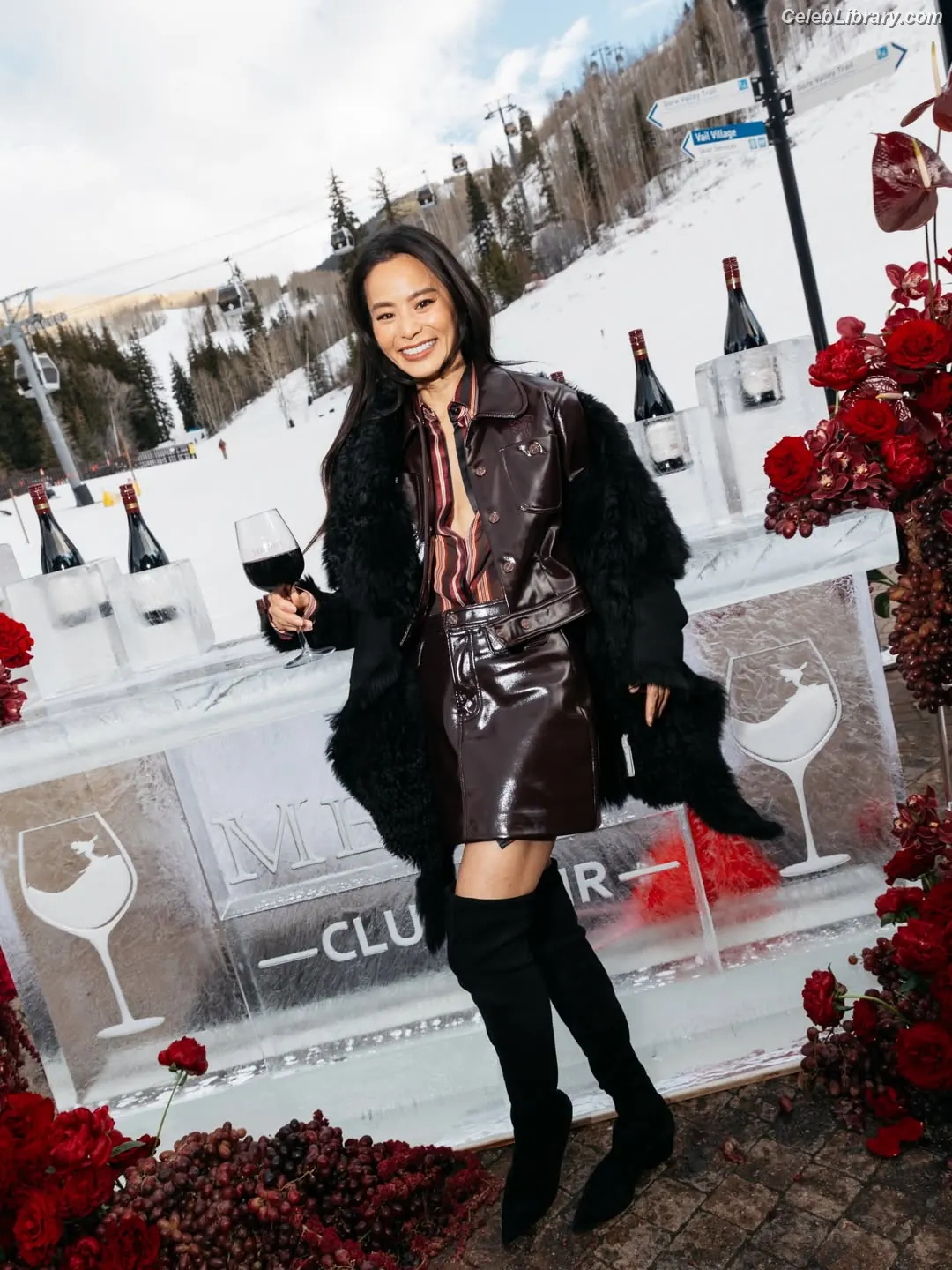 Jamie Chung photo 4 of 204