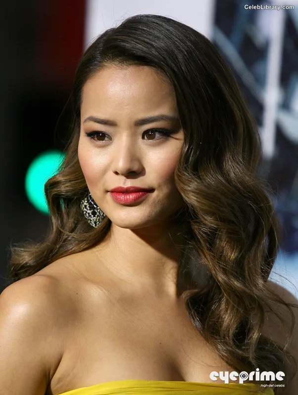 Jamie Chung photo 5 of 203