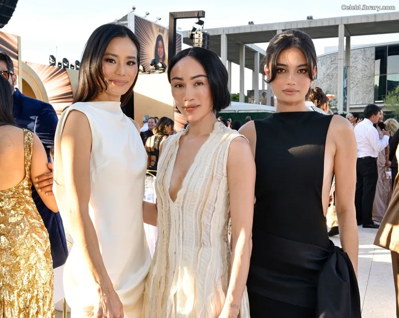 Jamie Chung photo 21 of 203