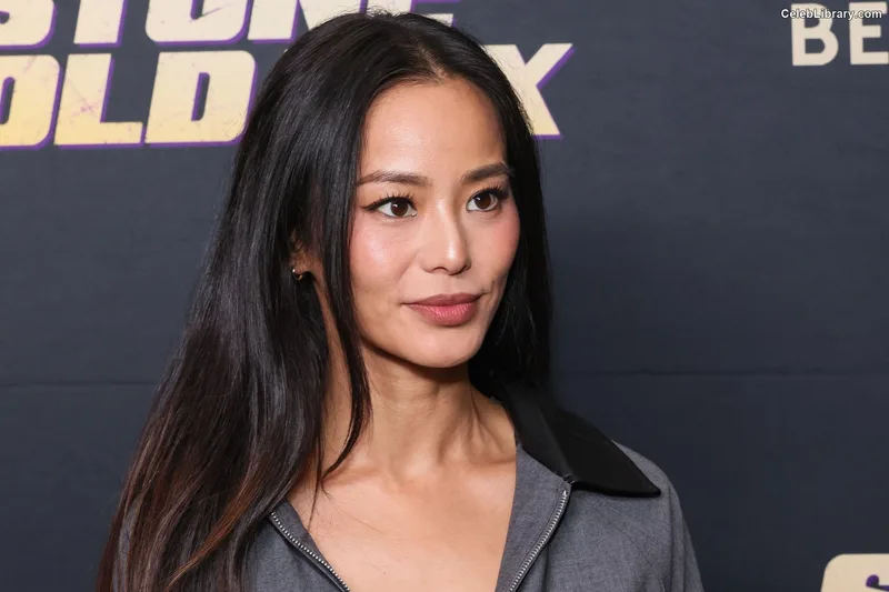 Jamie Chung photo 14 of 203
