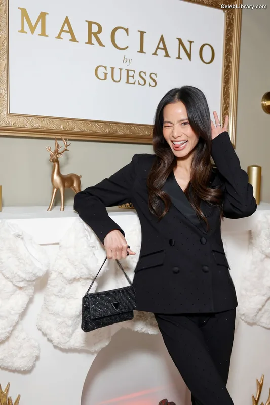 Jamie Chung photo 12 of 203