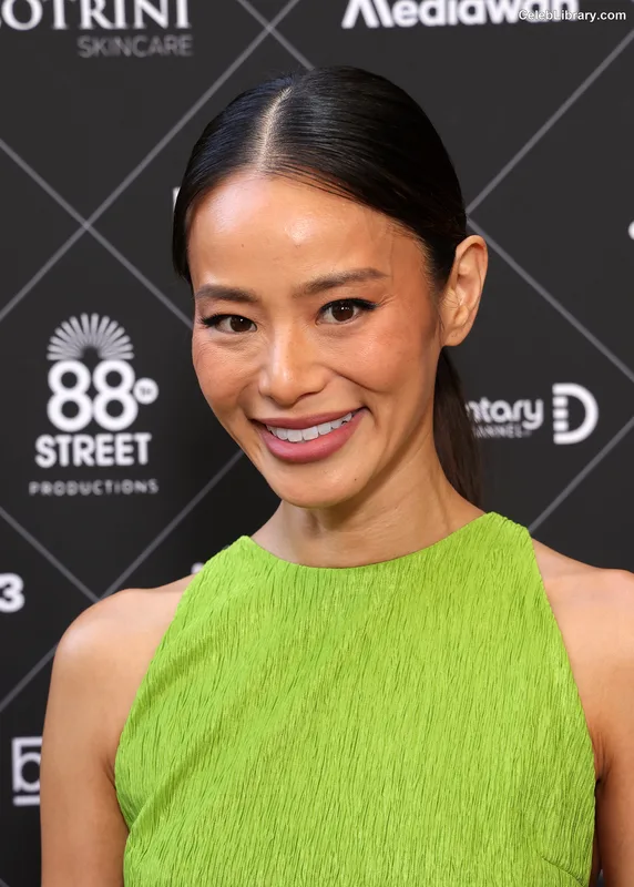 Jamie Chung photo 6 of 203
