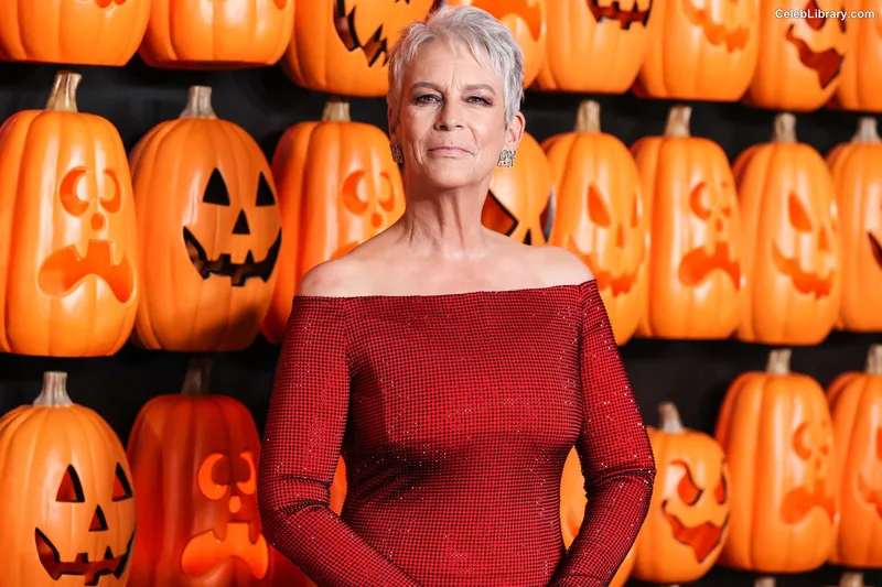 Jamie Lee Curtis photo 13 of 187