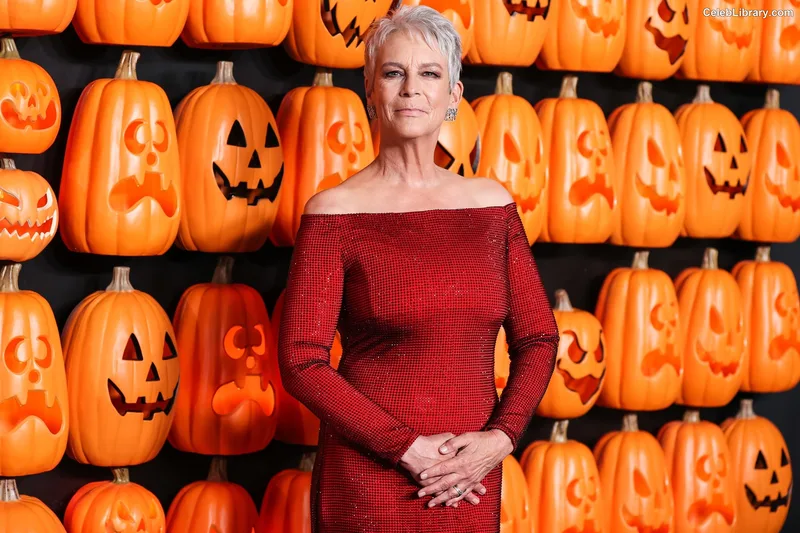 Jamie Lee Curtis photo 14 of 187