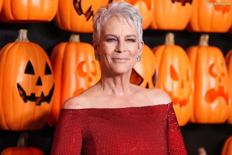 Jamie Lee Curtis photo 21 of 187