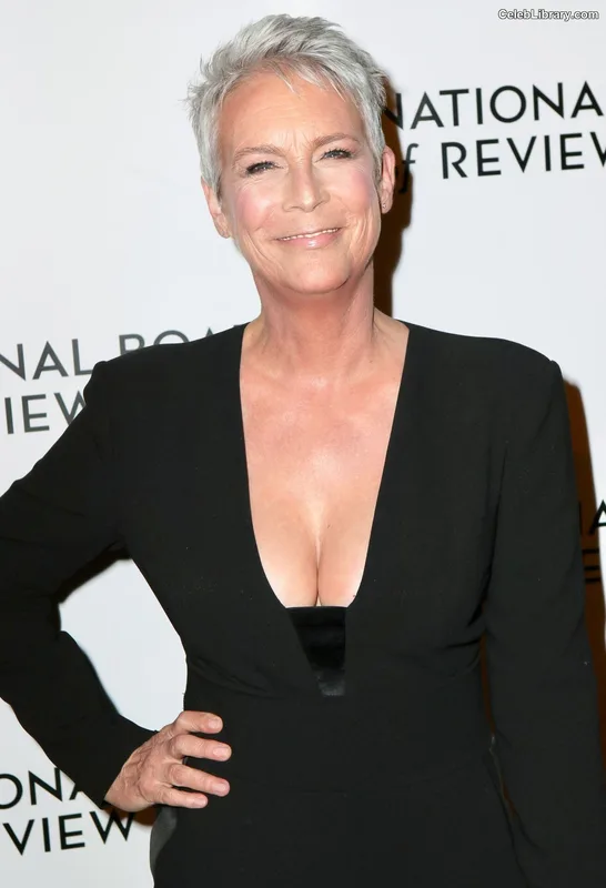 Jamie Lee Curtis photo 8 of 187