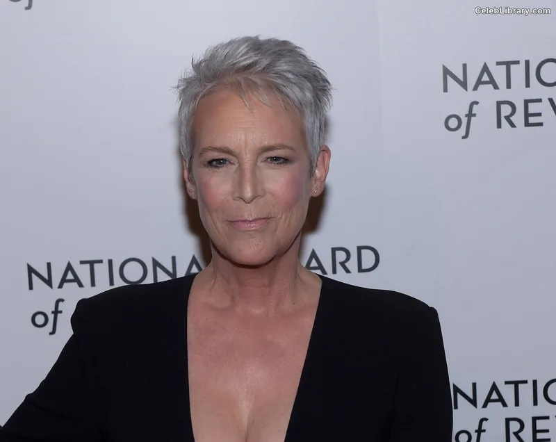 Jamie Lee Curtis photo 17 of 187