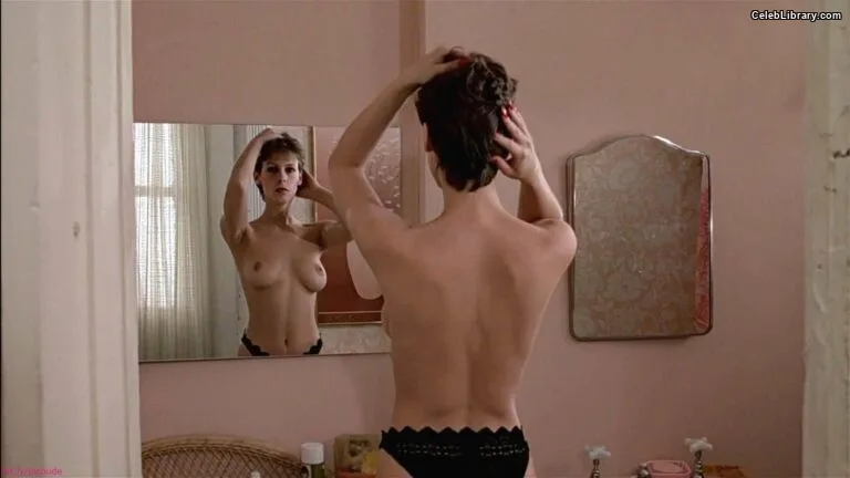 Jamie Lee Curtis photo 22 of 187